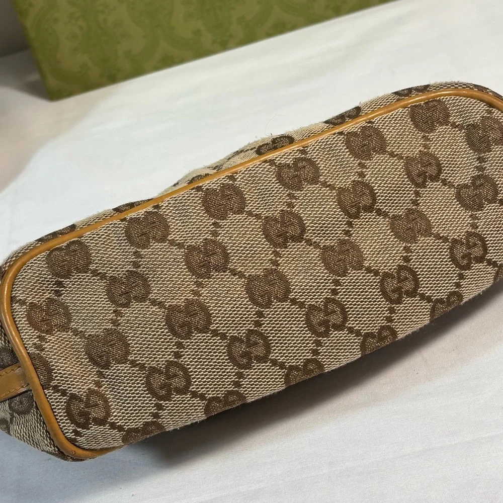 Super cute Gucci mini Pochette - Picture 13 of 13
